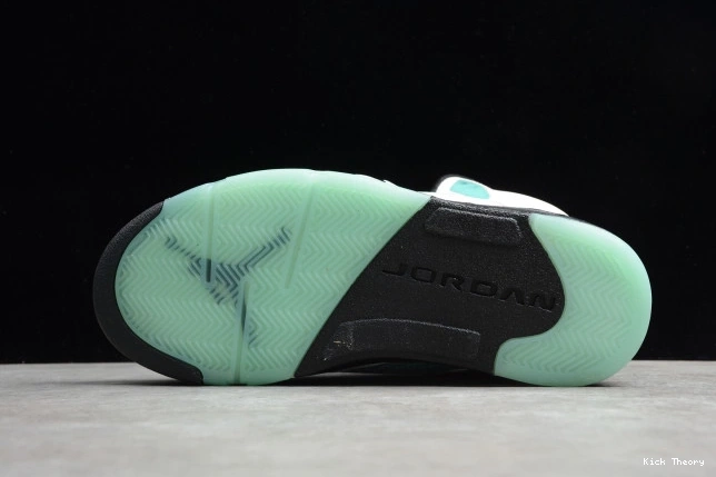 Kicktheory 5 Air Green CN2932-100 Island Jordan 0723